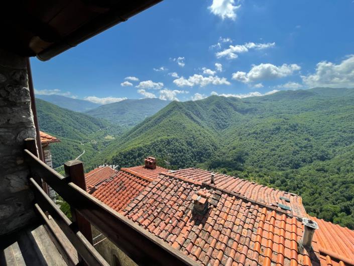 Image No.45-3 Bed Townhouse for sale