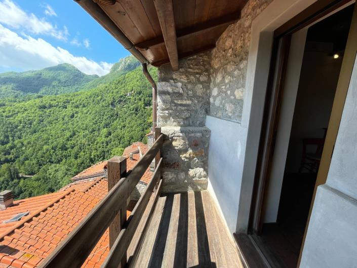 Image No.47-3 Bed Townhouse for sale