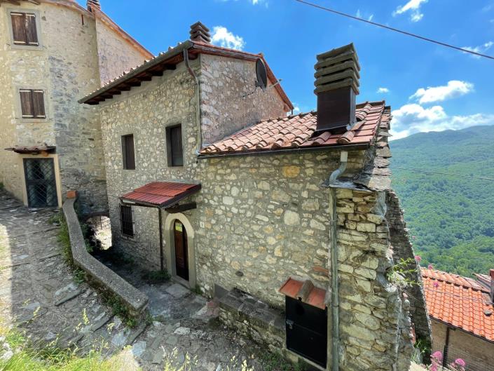 Image No.53-3 Bed Townhouse for sale