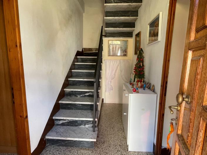 Image No.9-2 Bed Townhouse for sale