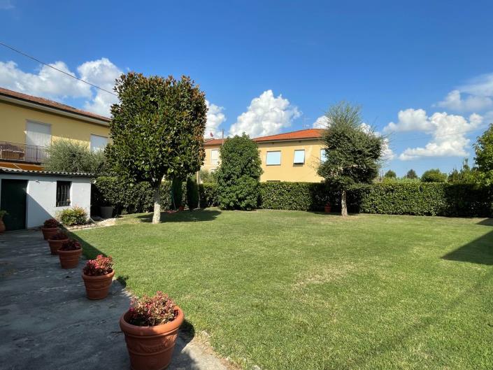 Image No.39-4 Bed Villa for sale