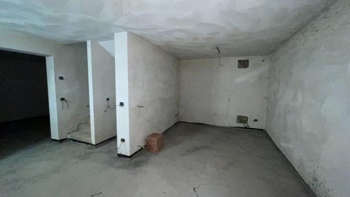 Image No.50-3 Bed Semi-Detached for sale