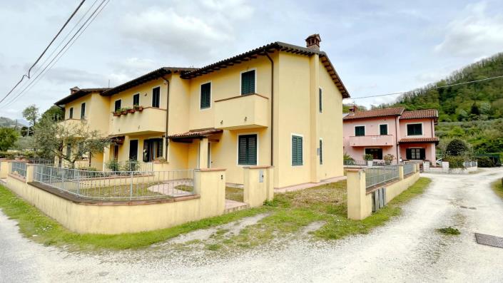 Image No.60-3 Bed Semi-Detached for sale