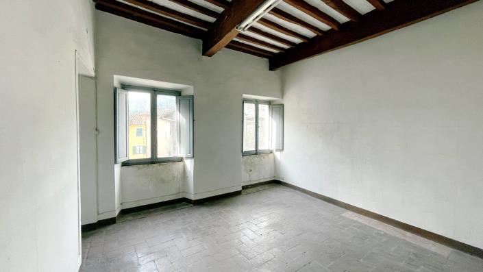 Image No.21-3 Bed Apartment for sale