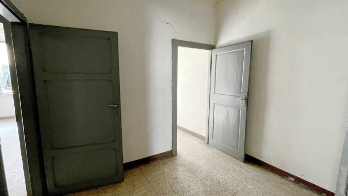 Image No.48-3 Bed Apartment for sale