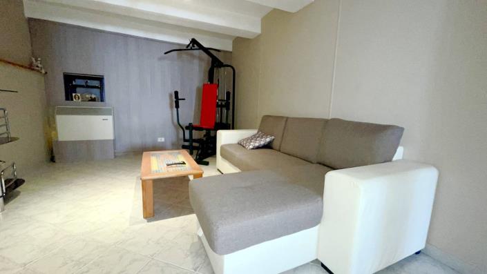 Image No.11-4 Bed Townhouse for sale