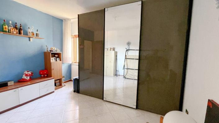 Image No.57-4 Bed Townhouse for sale