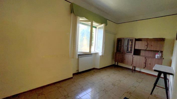 Image No.20-2 Bed Apartment for sale