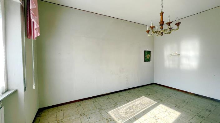 Image No.31-2 Bed Apartment for sale