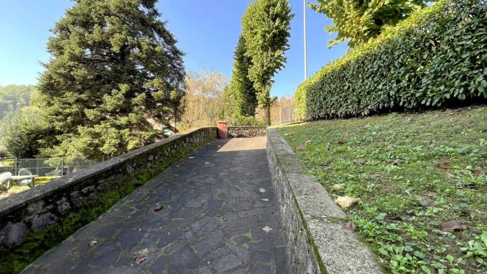 Image No.40-2 Bed Apartment for sale