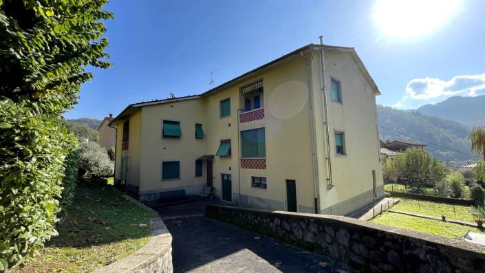 Image No.50-2 Bed Apartment for sale