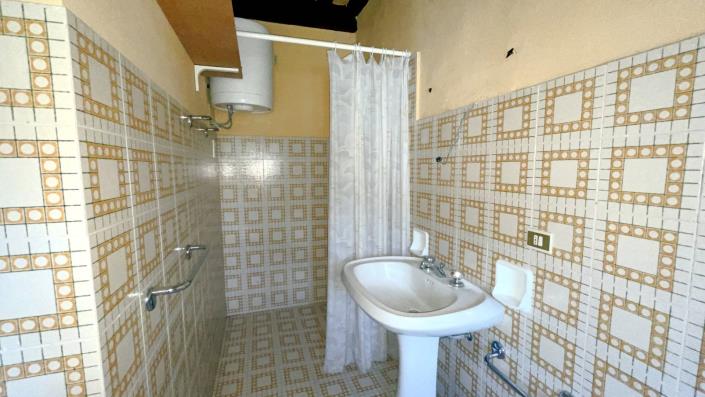 Image No.27-Maison de ville de 3 chambres à vendre à Bagni di Lucca