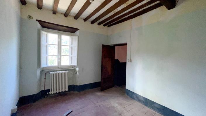 Image No.37-Maison de ville de 3 chambres à vendre à Bagni di Lucca