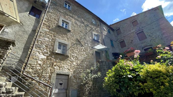 Image No.39-Maison de ville de 3 chambres à vendre à Bagni di Lucca