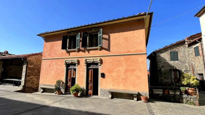 Image No.2-5 Bed Villa for sale