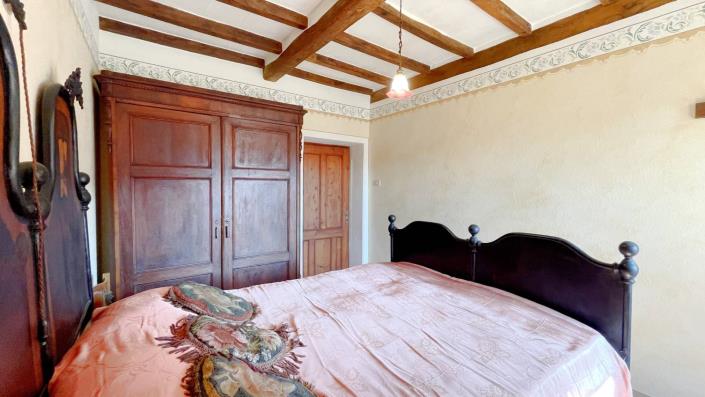 Image No.42-5 Bed Villa for sale