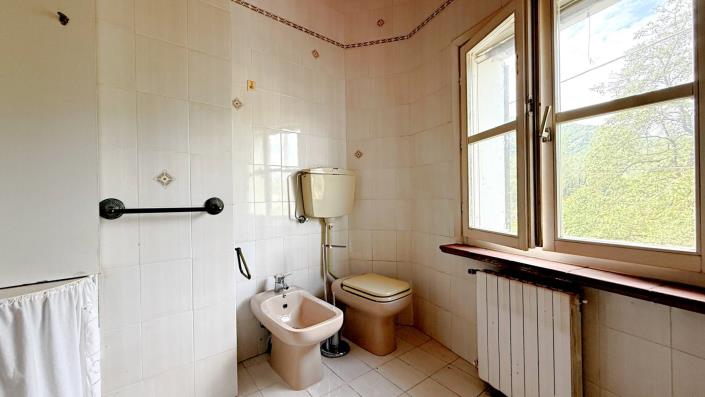 Image No.16-Maison de campagne de 2 chambres à vendre à Lucca