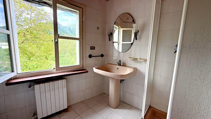 Image No.17-Maison de campagne de 2 chambres à vendre à Lucca