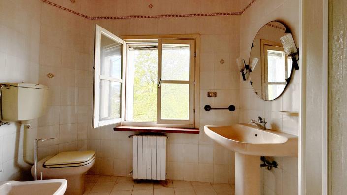 Image No.18-Maison de campagne de 2 chambres à vendre à Lucca