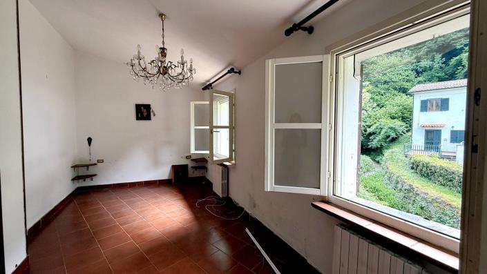 Image No.22-Maison de campagne de 2 chambres à vendre à Lucca