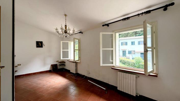 Image No.23-Maison de campagne de 2 chambres à vendre à Lucca