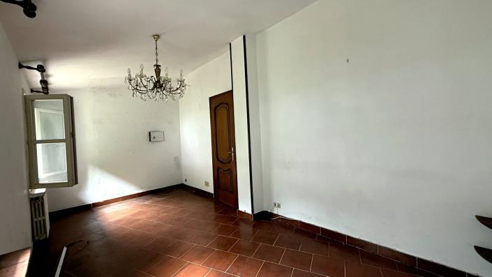 Image No.26-Maison de campagne de 2 chambres à vendre à Lucca