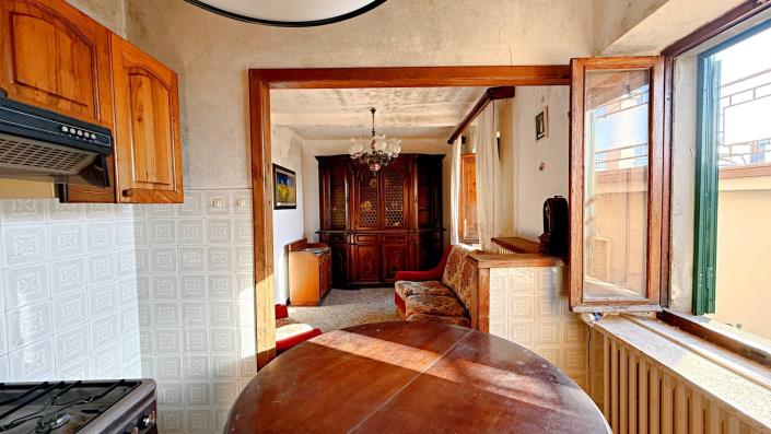 Image No.14-2 Bed Semi-Detached for sale