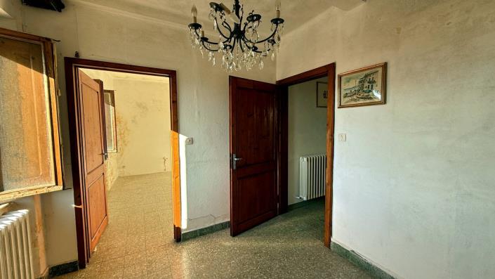 Image No.34-2 Bed Semi-Detached for sale