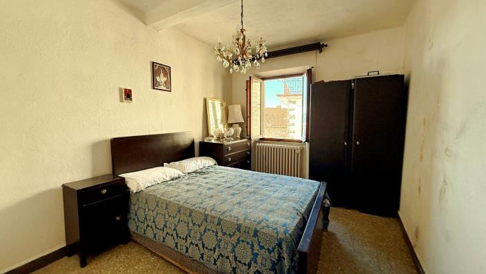 Image No.4-2 Bed Semi-Detached for sale