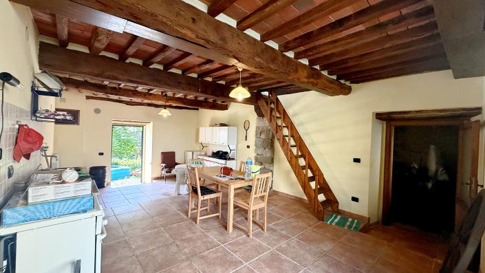 Image No.27-2 Bed Townhouse for sale