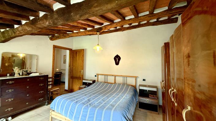 Image No.24-2 Bed Townhouse for sale