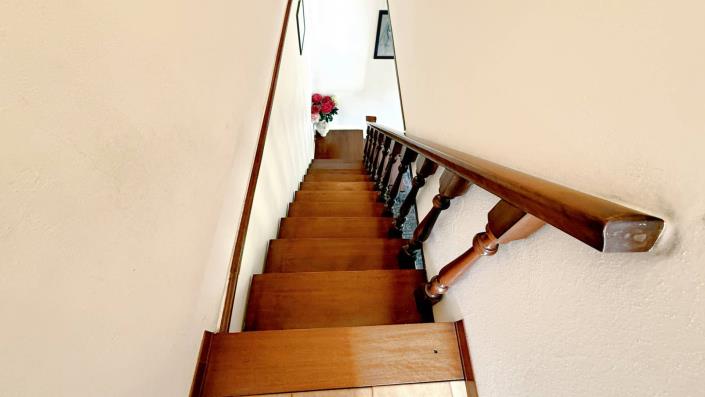 Image No.18-2 Bed Semi-Detached for sale