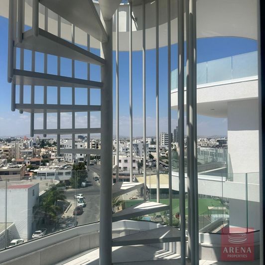 Image No.15-3 Bed Apartment for sale