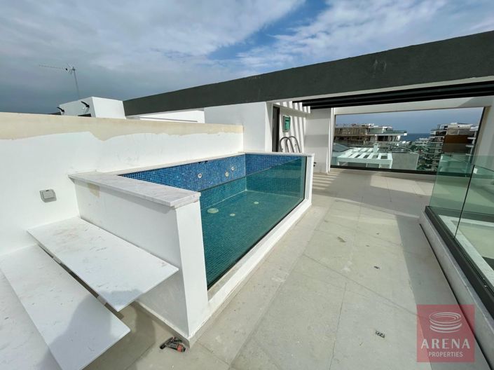 Image No.12-2 Bed Apartment for sale