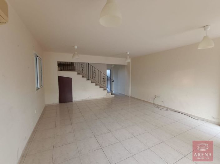 Image No.9-3 Bed Villa for sale