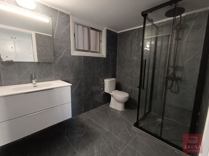 Image No.18-3 Bed Apartment for sale