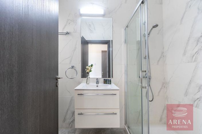 Image No.18-3 Bed Villa for sale