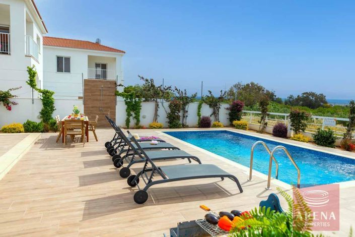 Image No.5-3 Bed Villa for sale