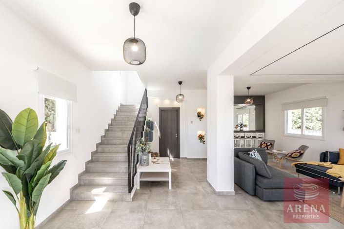 Image No.9-4 Bed Villa for sale