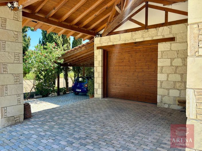 Image No.10-Bungalow de 4 chambres à vendre à Larnaca