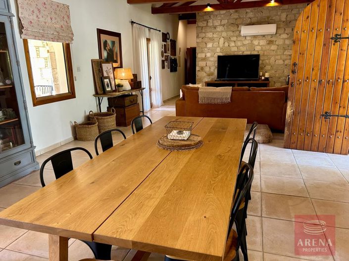 Image No.15-Bungalow de 4 chambres à vendre à Larnaca