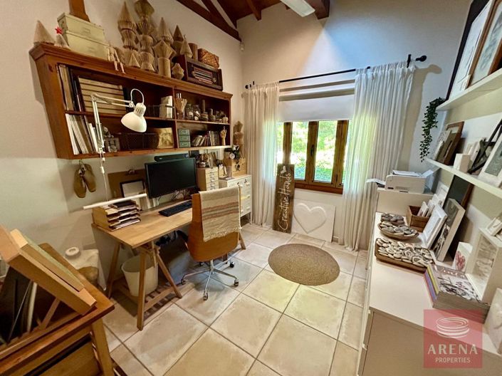 Image No.22-Bungalow de 4 chambres à vendre à Larnaca