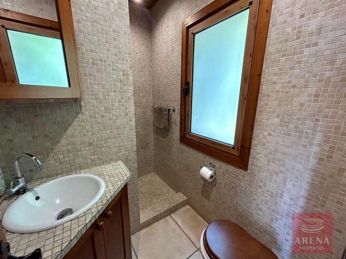 Image No.24-Bungalow de 4 chambres à vendre à Larnaca