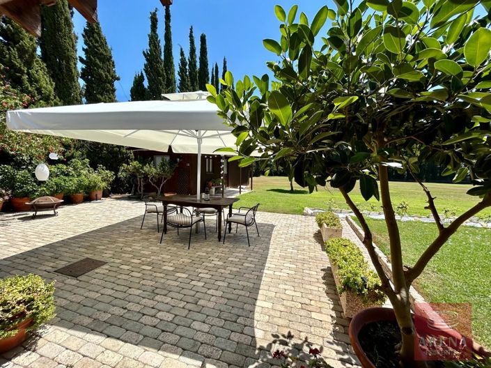 Image No.5-Bungalow de 4 chambres à vendre à Larnaca