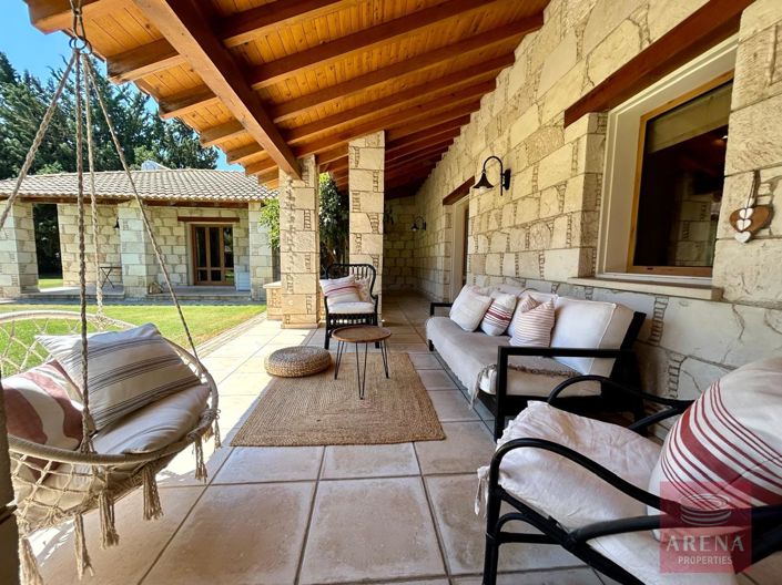 Image No.8-Bungalow de 4 chambres à vendre à Larnaca