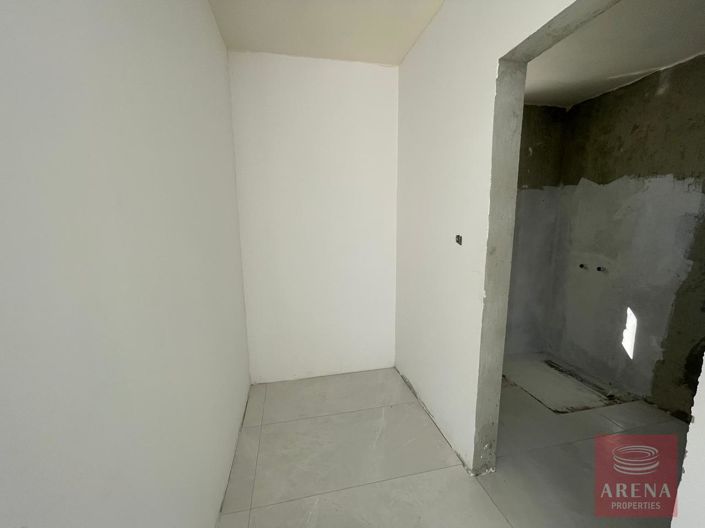 Image No.10-Villa de 4 chambres à vendre à Larnaca