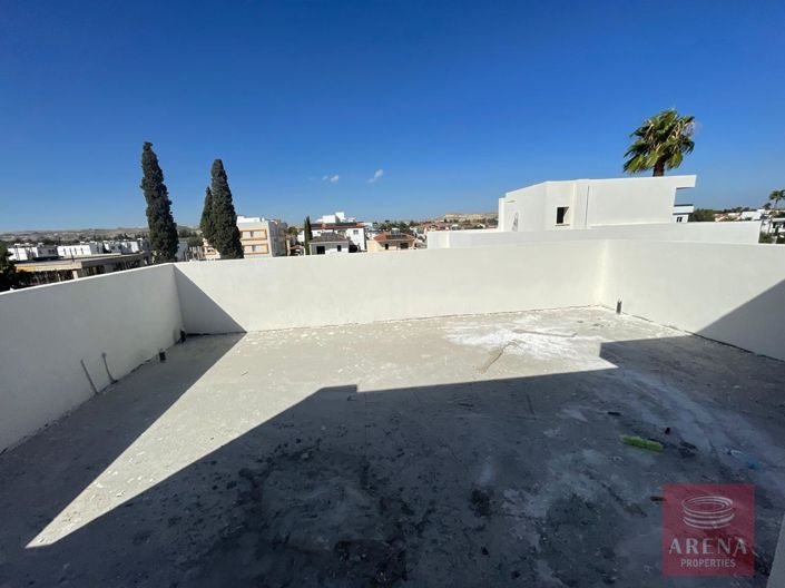 Image No.3-Villa de 4 chambres à vendre à Larnaca