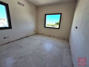 13-villa-in-livadia-8644