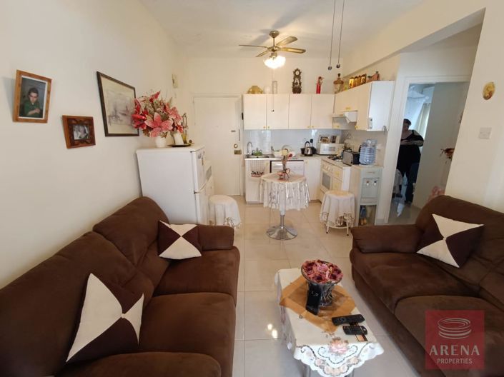 Image No.3-Appartement de 2 chambres à vendre à Larnaca