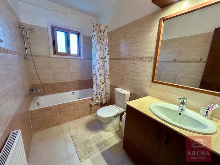 Image No.25-Villa de 4 chambres à vendre à Larnaca